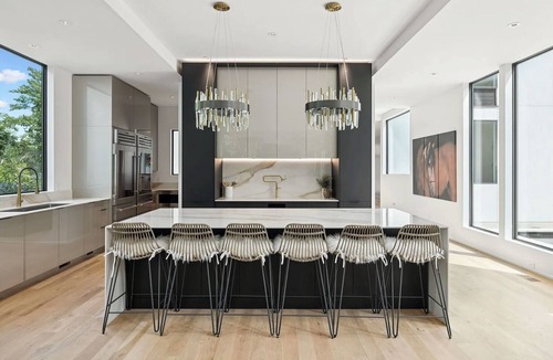 Brentwood House | Above Nashville Icon I Modern I Pool&Spa I Location I Luxury Services