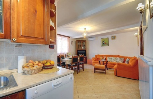 Kanfanar Apartment | Above the Limfjord lies this Apartment with pool