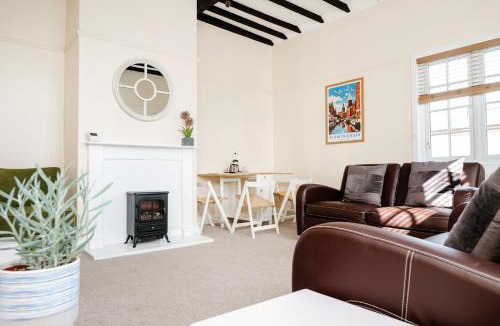 Barnt Green Apartment | Above The Pub