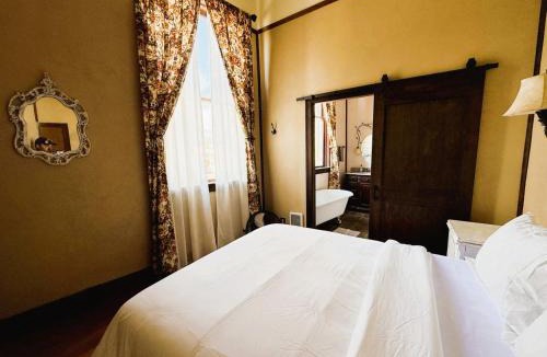 Harrison Apartment | Above the Shot Harrisons Gem