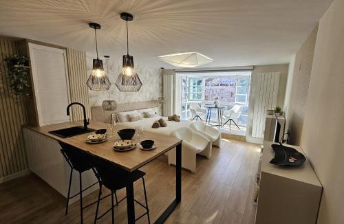 Burgos Apartment | Abrazo a la Catedral by Unique Rooms