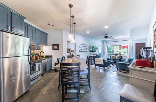 Eatonton Villa | Abruzzi Villa 4 Bedroom Suites