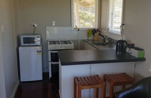 Mahia Cottage | Absolute Beach Front Escape