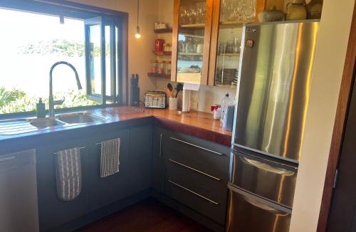 Tutukaka House | Absolute Beach front-Tutukaka Harbour