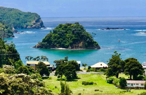 Tutukaka House | Absolute Beach front-Tutukaka Harbour