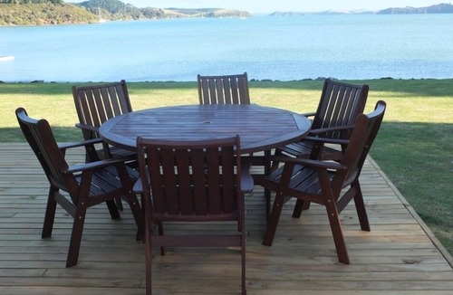 Purerua House | Absolute beachfront bach