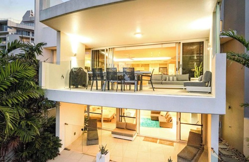 Marcoola House | Absolute Beachfront Marcoola with Private Pool