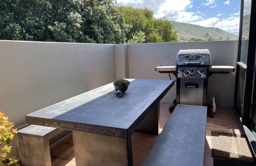 Wainui House | Absolute Beachfront at the Stock Route