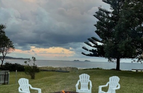 Long Beach House | 🏖️ Absolute Beachfront Long Beach -The Beach Is Your Backyard Pet Friendly