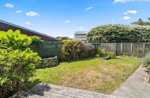 Waikanae House | Absolute Beachfront Bliss - Waikanae Beach Home