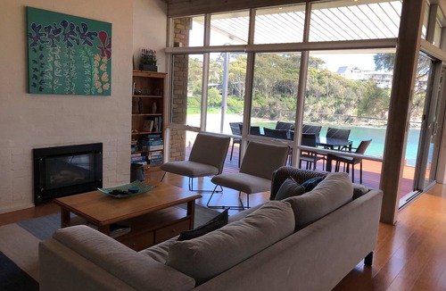 Malua Bay House | Absolute Beachfront, Malua Bay | Blutique