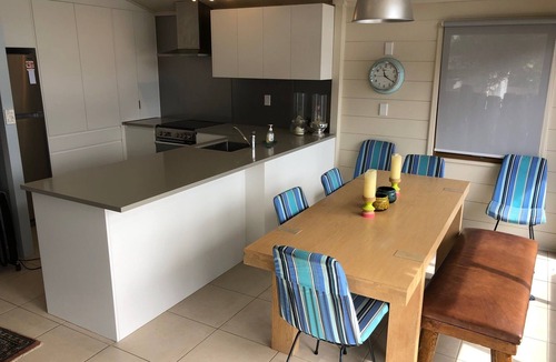 Matapouri House | Absolute Beachfront Paradise