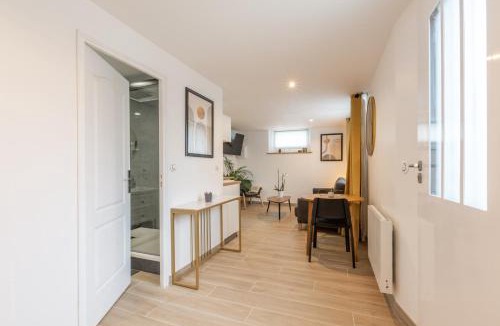 Vaires-sur-Marne Apartment | Absolute calm, terrace and private parking - Between Paris and Disney