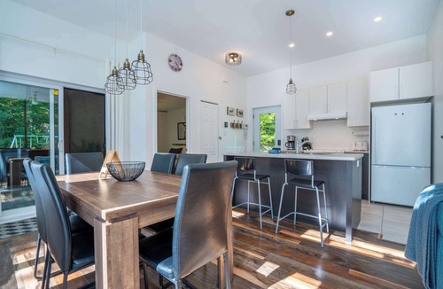 Chertsey Ski Chalet | Absolute comfort with Spa | Chalet le Petit Castor
