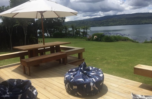 Lake Tarawera House | ABSOLUTE LAKE EDGE , FLAT LAWN, BEACH & JETTY