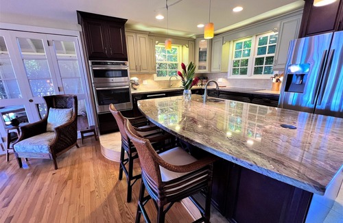 Maunaloa Condo | Absolute Luxury on the Ocean