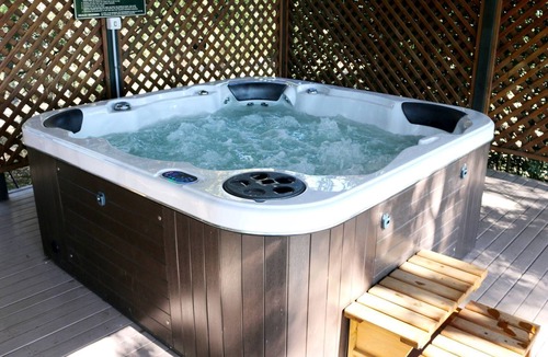 Vacy House | Absolute luxury, surprising additions, welcome hamper & wine, cheese & biscuits