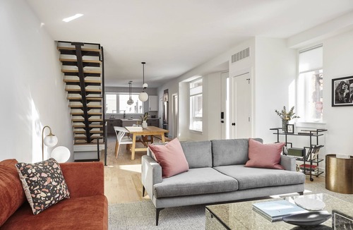Point Breeze House | Absolute Luxury! Sleeps 16! RoofDeck/Gym/Wet Bar