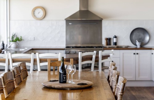 Port Elliot House | Absolute Ocean Frontage 1 The Strand Pt Elliot