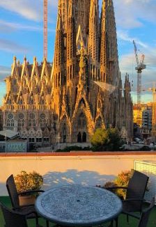 La Sagrada Familia Apartment | Absolute Sagrada Familia