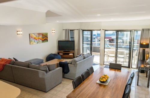 Byron Bay Apartment | Absolute Solace - 2/8 Lawson St