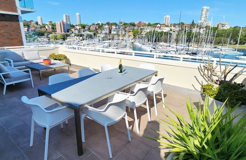 Elizabeth Bay Apartment | Absolute Waterfront with Oversized Private Terrace - 3 bedrooms