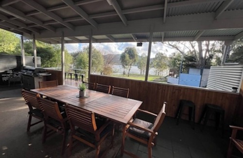 Bonnie Doon House | Absolute Waterfront, With Comfort and Style