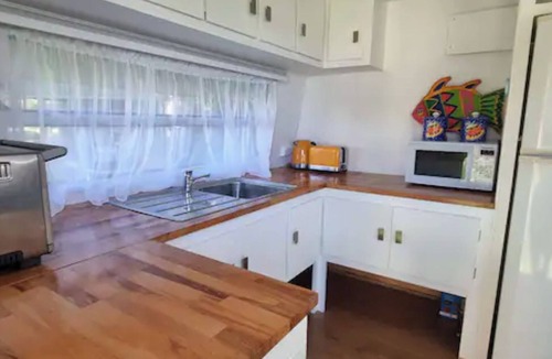 Silverwater House | Absolute waterfront Lake House