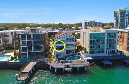 Caloundra House | Absolute Waterfront On The Pumicestone Passage