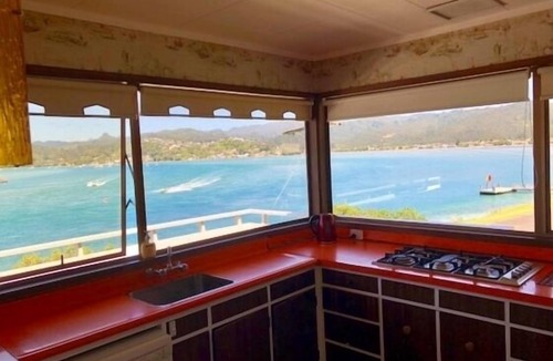 Tairua House | Absolute waterfront with stunning views