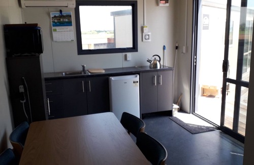 Pukehina Cabin | Absolutely Awesome Beach Front Rural Retreat.