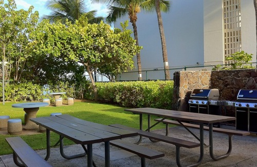 Makaha Condo | Absolutely Beautiful Ocean Front Condo! Sleeps 4!