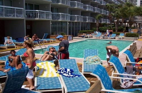 Garden City Condo | "Absolutely Gorgeous". Direct Ocean Front. Super Rates!