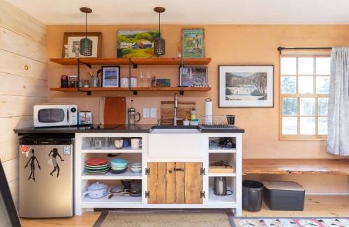 Montpelier House | Absolutely Gorgeous Vermont Cottage