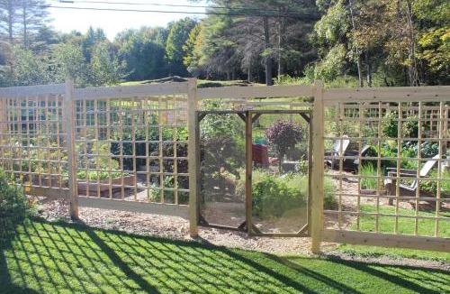 Montpelier House | Absolutely Gorgeous Vermont Cottage