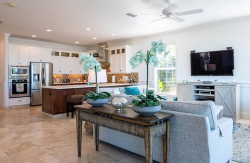 Ilexhurst House | Absolutely Perfect · Gulf Front · Private Beach Home