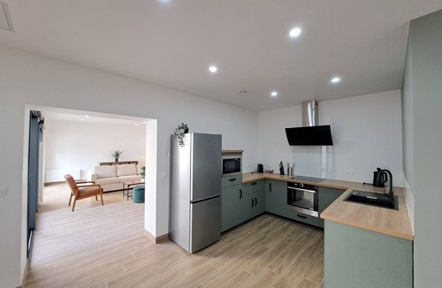 Laon Sud House | Abu Dhabi, townhouse