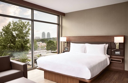 Dunwoody Hotel | AC Hotel Atlanta Perimeter