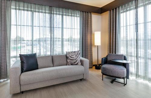 Saratoga Springs Hotel | AC Hotel by Marriott Saratoga Springs
