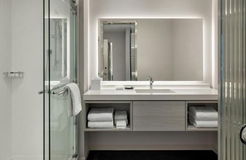 Ann Arbor Hotel | AC Hotel by Marriott Ann Arbor Downtown