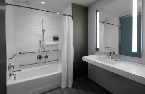 North Cambridge Hotel | AC Hotel by Marriott Boston Cambridge