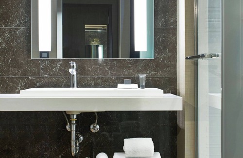 West Bellevue Hotel | AC Hotel by Marriott Seattle Bellevue/Downtown