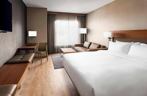 Chapel Hill Hotel | AC Hotel by Marriott Chapel Hill Downtown