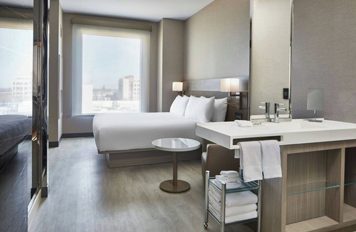 Downtown Sacramento Hotel | AC Hotel By Marriott Sacramento