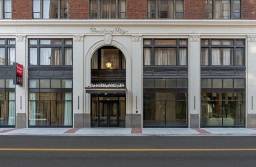 Downtown Wichita Hotel | AC Hotel by Marriott Wichita Downtown