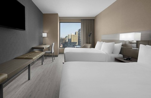 Central West End Hotel | AC Hotel St. Louis Central West End