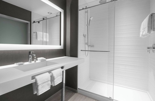 Central West End Hotel | AC Hotel St. Louis Central West End