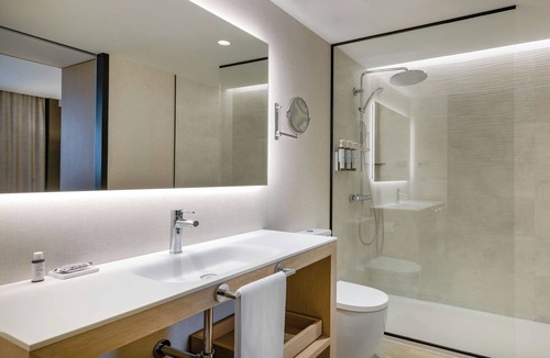 Les Corts Hotel | AC Hotel Victoria Suites by Marriott
