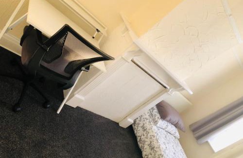 Rochford Apartment | AC Lounge 119a