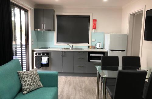 Ararat Other | Acacia Caravan Park & Holiday Units